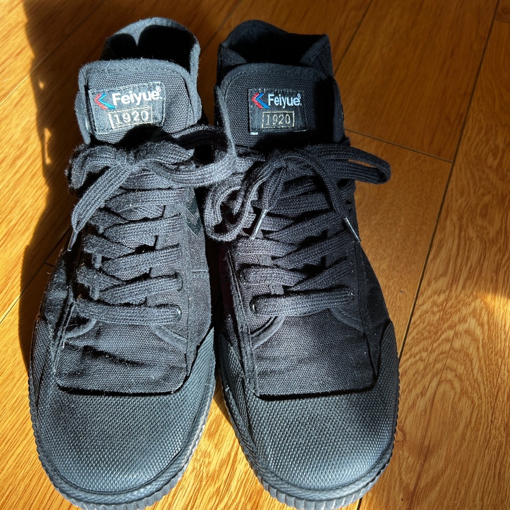 Feiyue Classic Black Canvas Sneakers